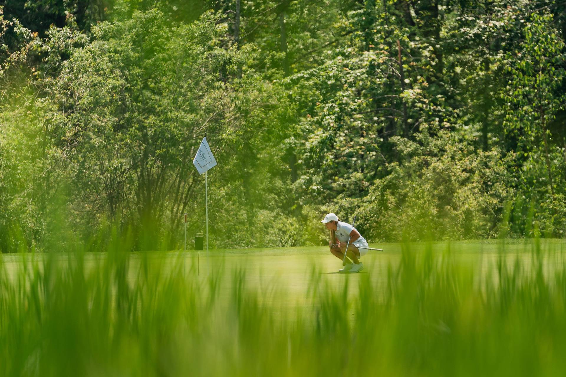 A golfer at The Highlands
