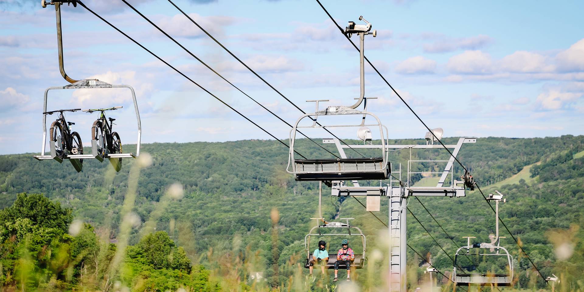 Bikes on a chairlift at The Highlands