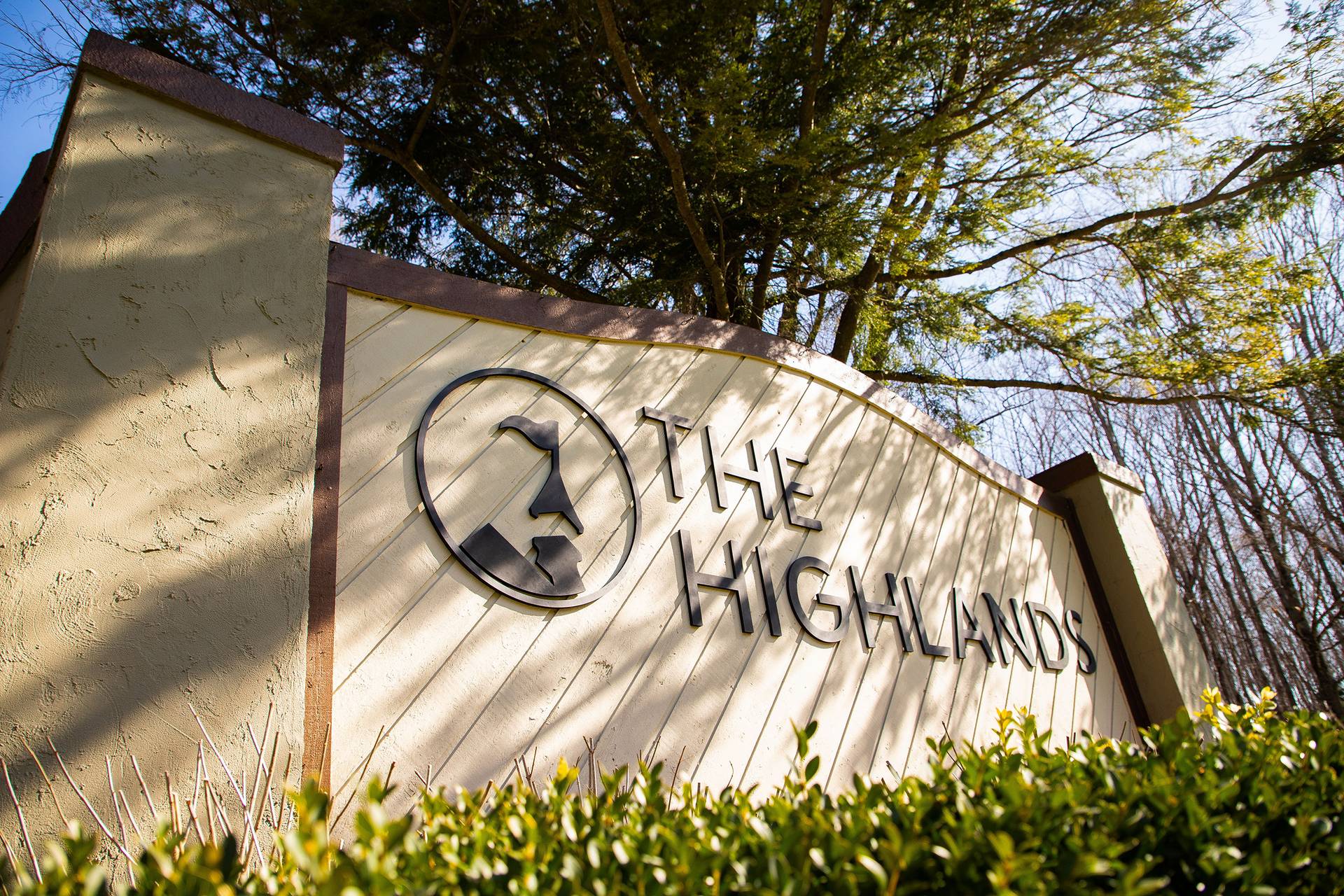 The Highlands entrance sign