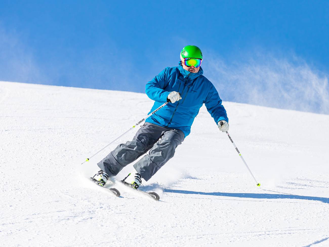 A skier